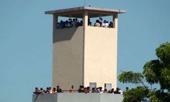 Inmates launch protest at Agunukolapelessa Prison