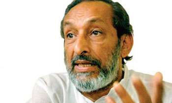 Vasu denounces 'entertaining' foreign envoys in House