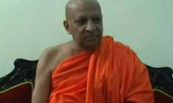 Malwathu Mahanayake urges President to convene Parliament
