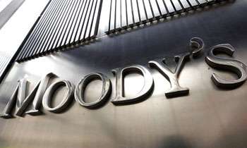 Moody's downgrades SL's ratings, changes outlook to stable 
