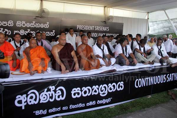 UNF launches Satyagraha