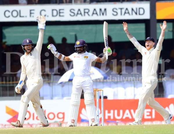 England spin to clean sweep over SL