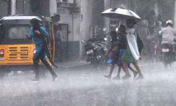 Showery condition to continue