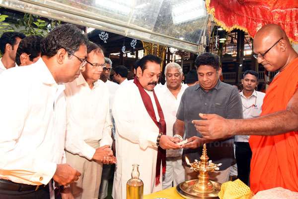 Bodi pooja for Gangaramaya Chief incumbent