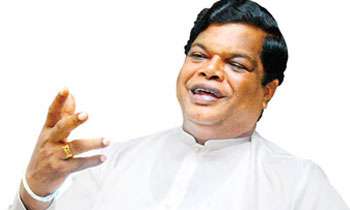 Bandula stands his ground