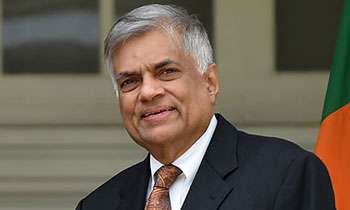 Govt. to take precautions to strengthen the rupee: PM