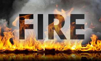 Brave father rescues wife, kids from fiery building