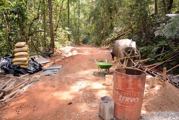 Sinharaja entrance road being expanded