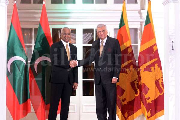 Visiting Maldives President meets PM