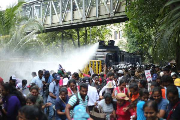 Water cannon to disperse protesters