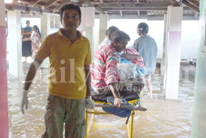 Chilaw Hospital under water