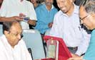 Ruhuna University Alumni pay tribute to Ronnie De Mel