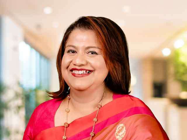 Roshani Weerasekera Head, Liability Management, LOLC Finance PLC
