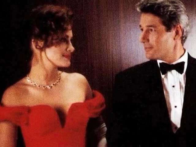 Love Is Complicated. So Is The Closet. It Needs Therapy