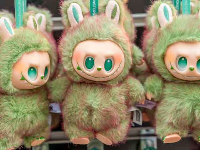 WHERE IS YOUR LABUBU NOW?