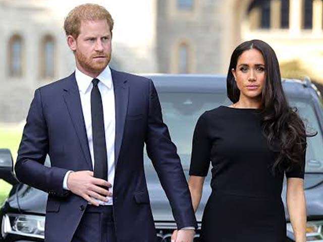 HARRY AND MEGHAN ARE BACK!