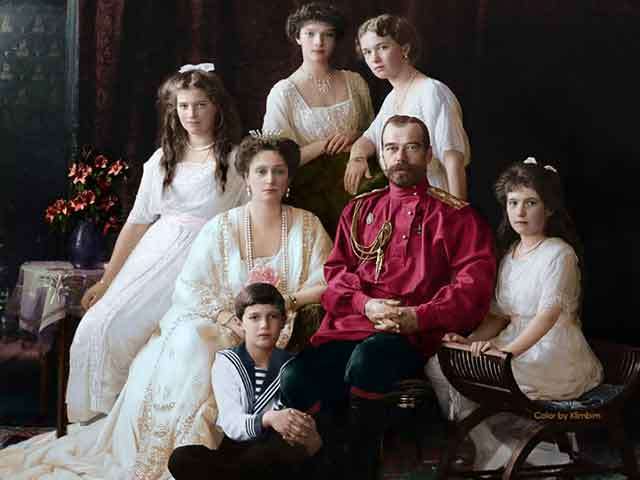 THE DOWNFALL OF THE ROMANOVS