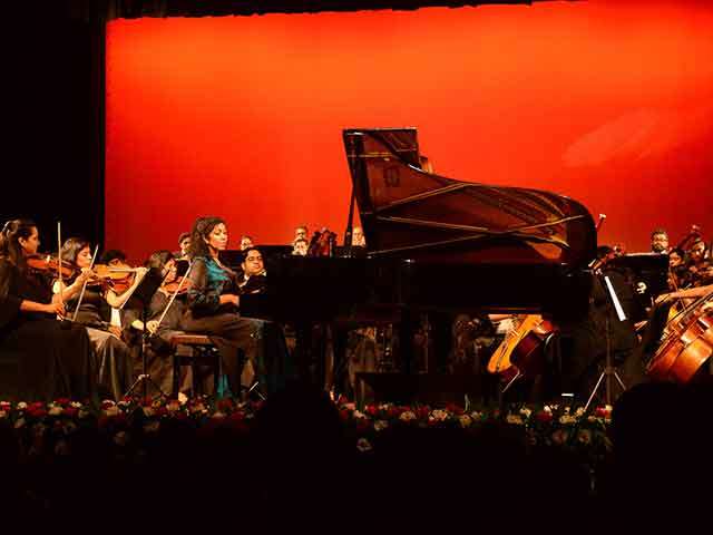 Heroic Spirit Comes Alive in a Night of Classical Excellence