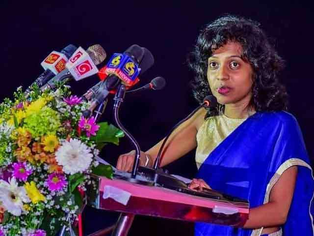 IN CONVERSATION WITH DAMSI DHARMARATNE